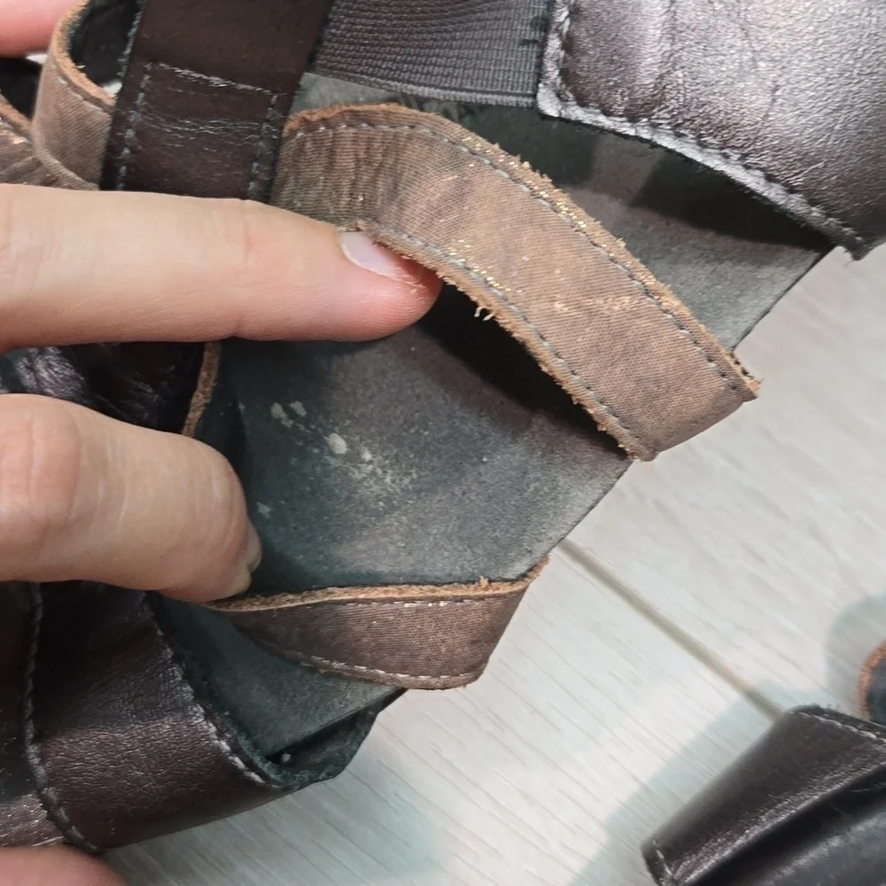 SAS Women Comfort Tripad Strappy Leather Heels Sandals shoes sz 8.5M